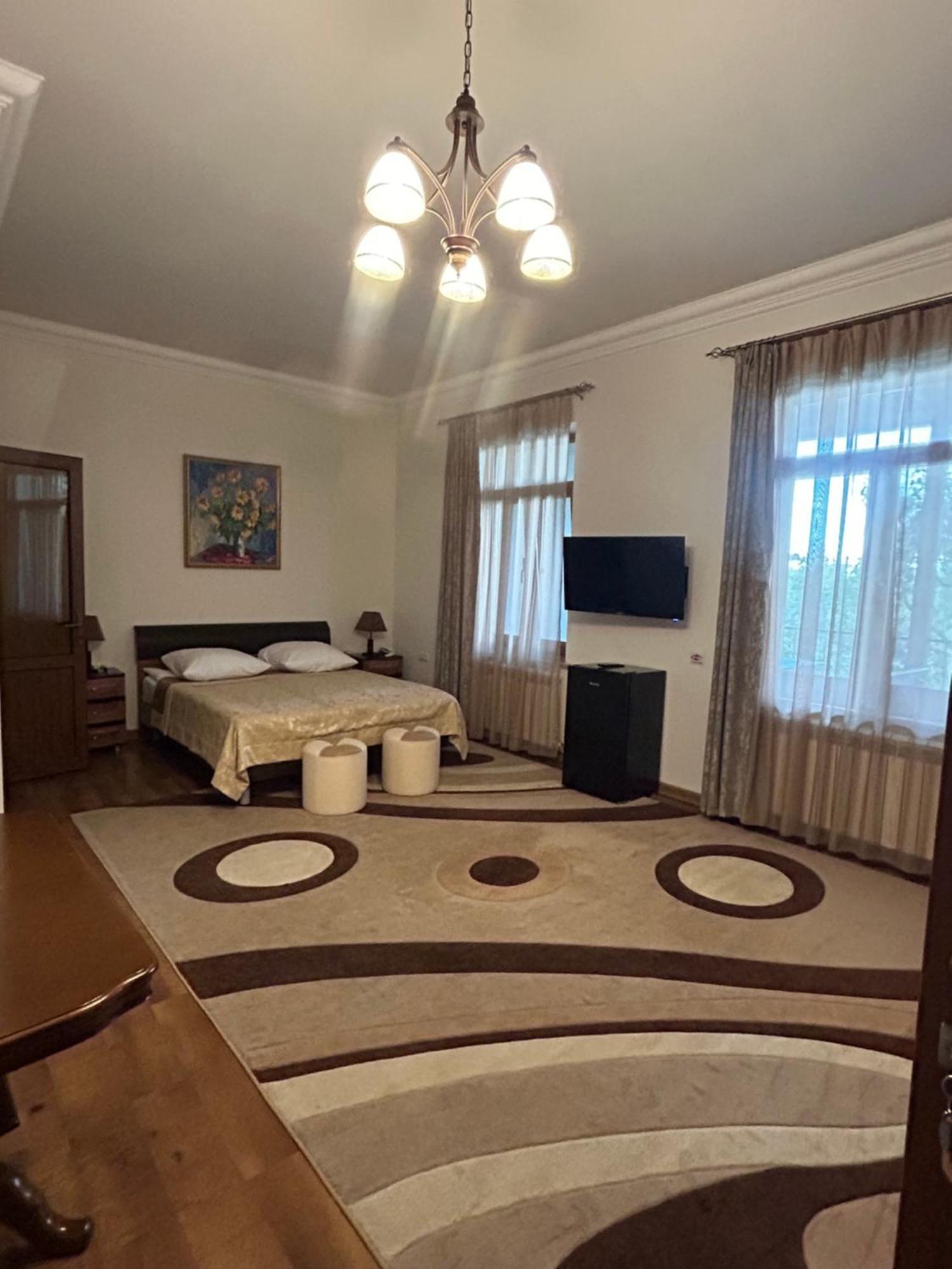 In Gyumri Hotel ภายนอก รูปภาพ