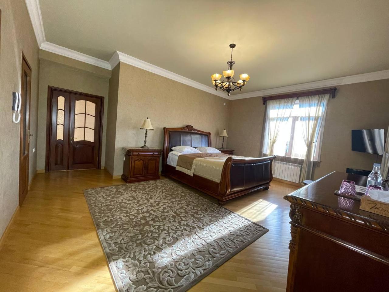 In Gyumri Hotel ภายนอก รูปภาพ