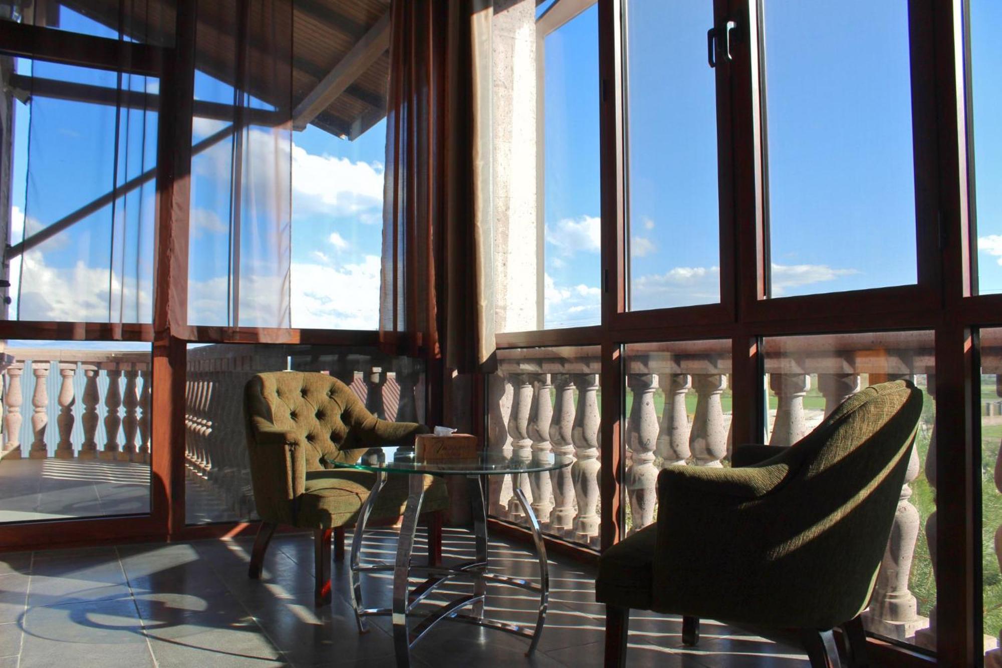 In Gyumri Hotel ภายนอก รูปภาพ